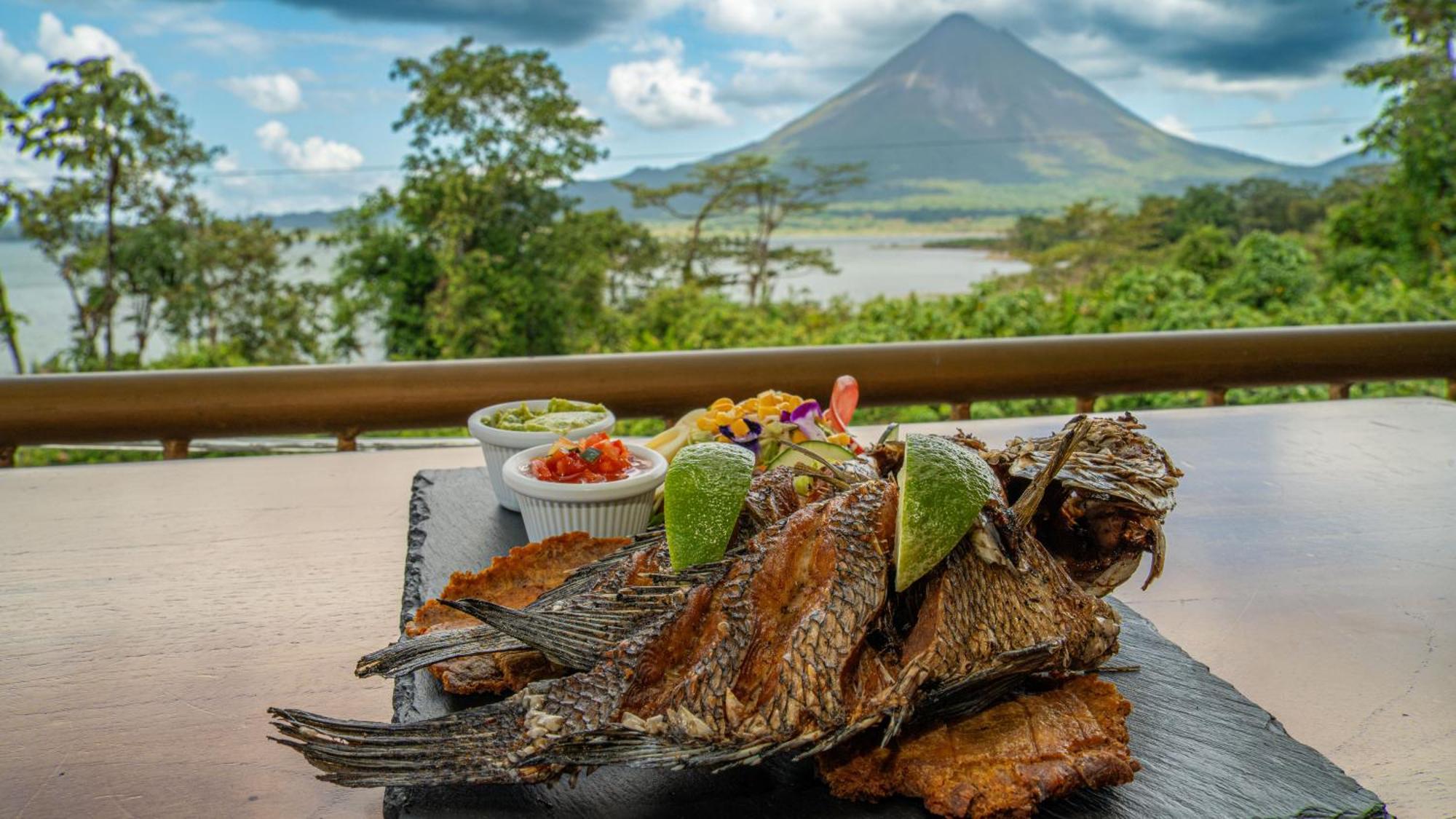 Villas Paradise Arenal Volcano Lake View El Castillo Dış mekan fotoğraf